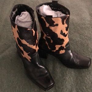 Franco Sarto Cow Hide Black/Tan Boots 8.5